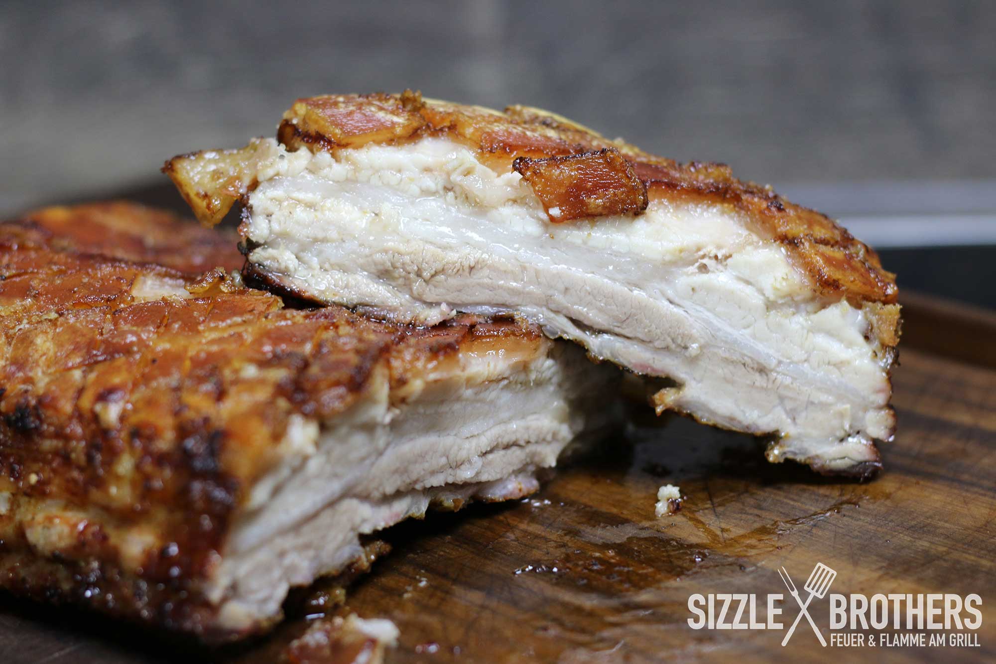 Rezept: Gegrillter Schweinebauch