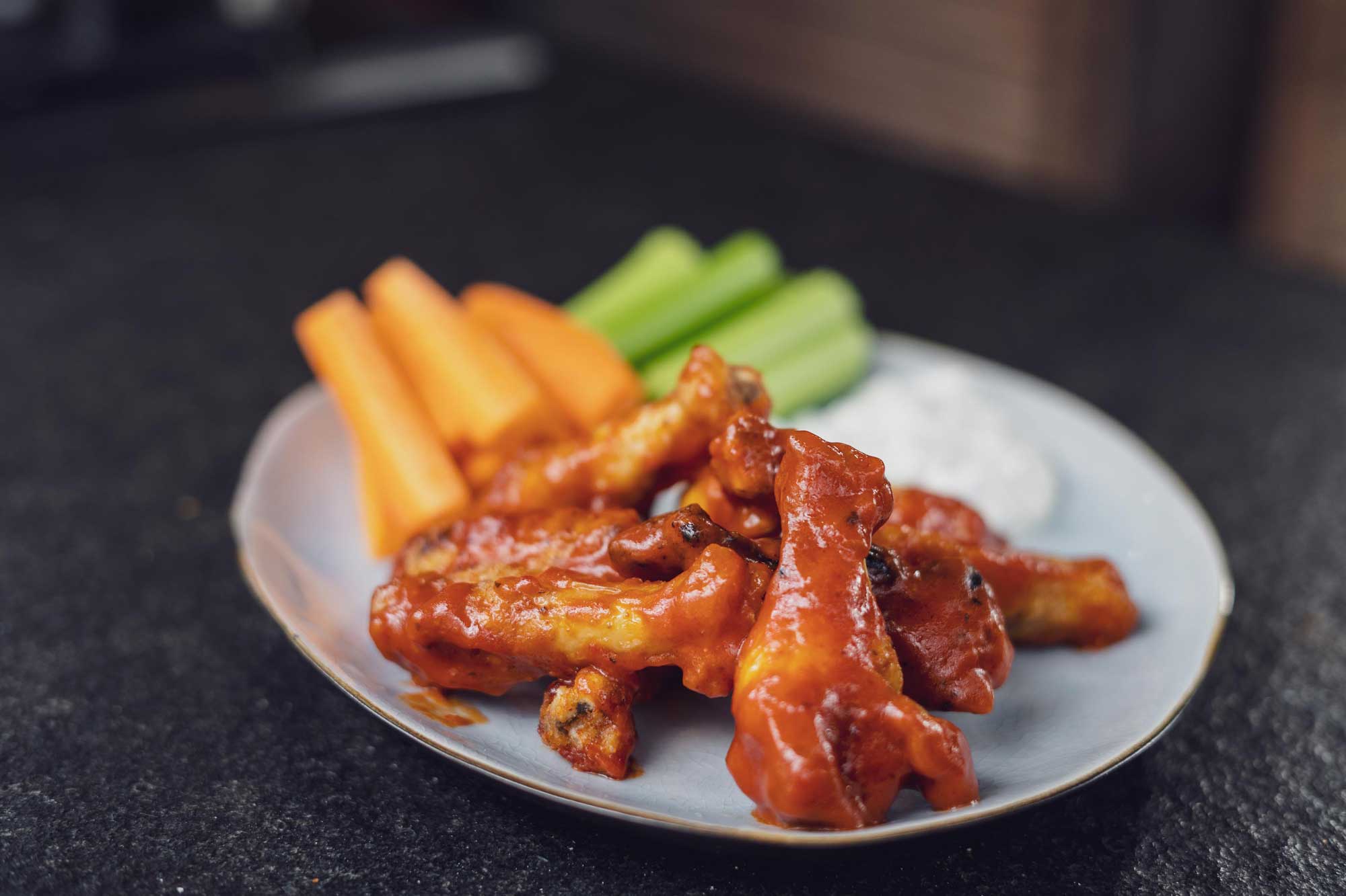 Buffalo Wings - knusprige Hähnchenflügel