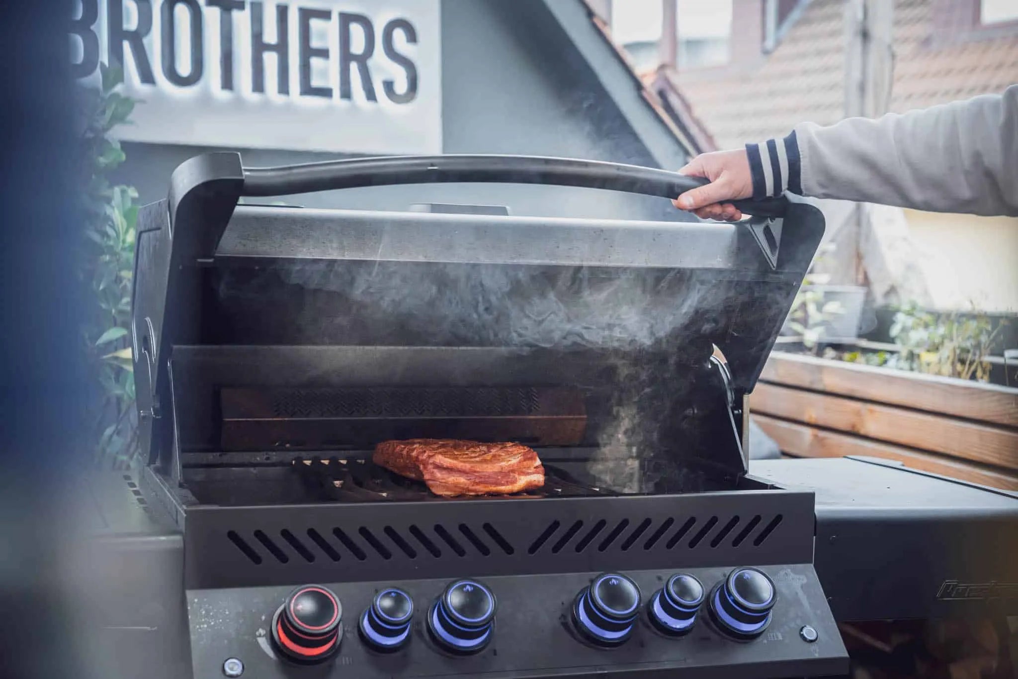 Räuchern im Gasgrill: Einfach richtig smoken