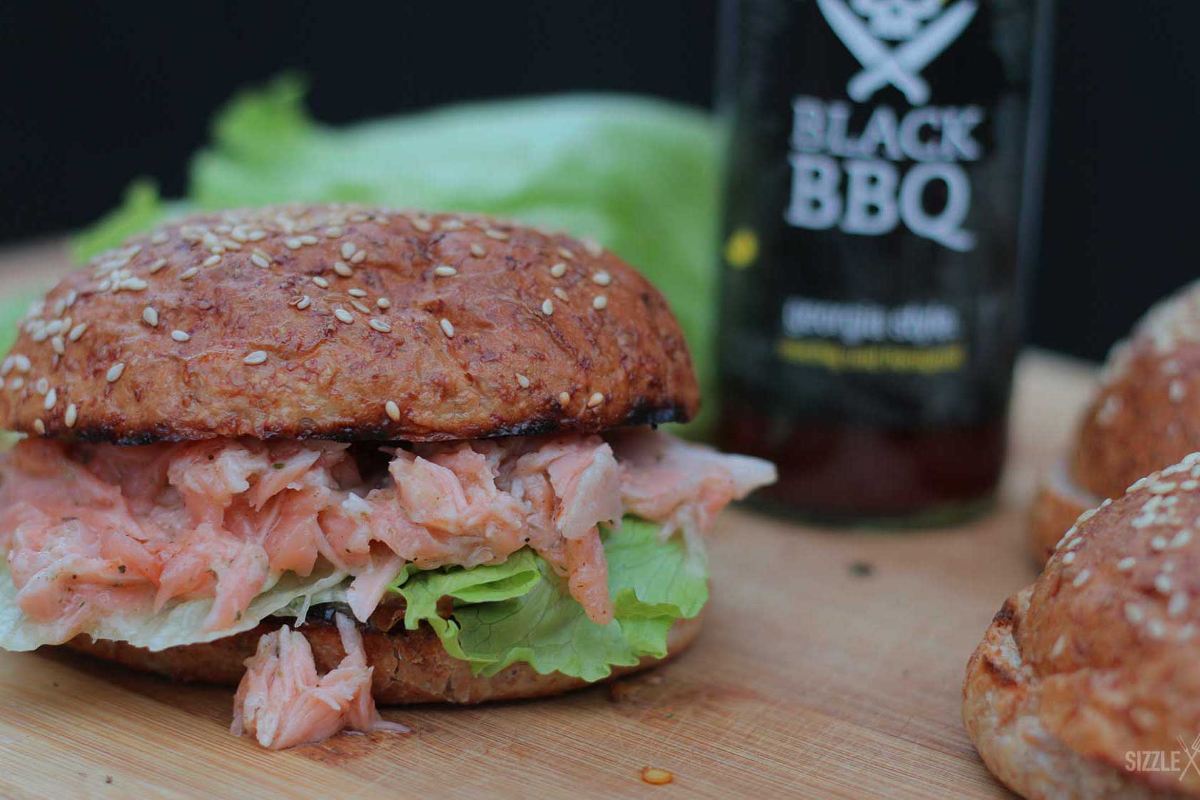 Fertiger Pulled Lachs Burger