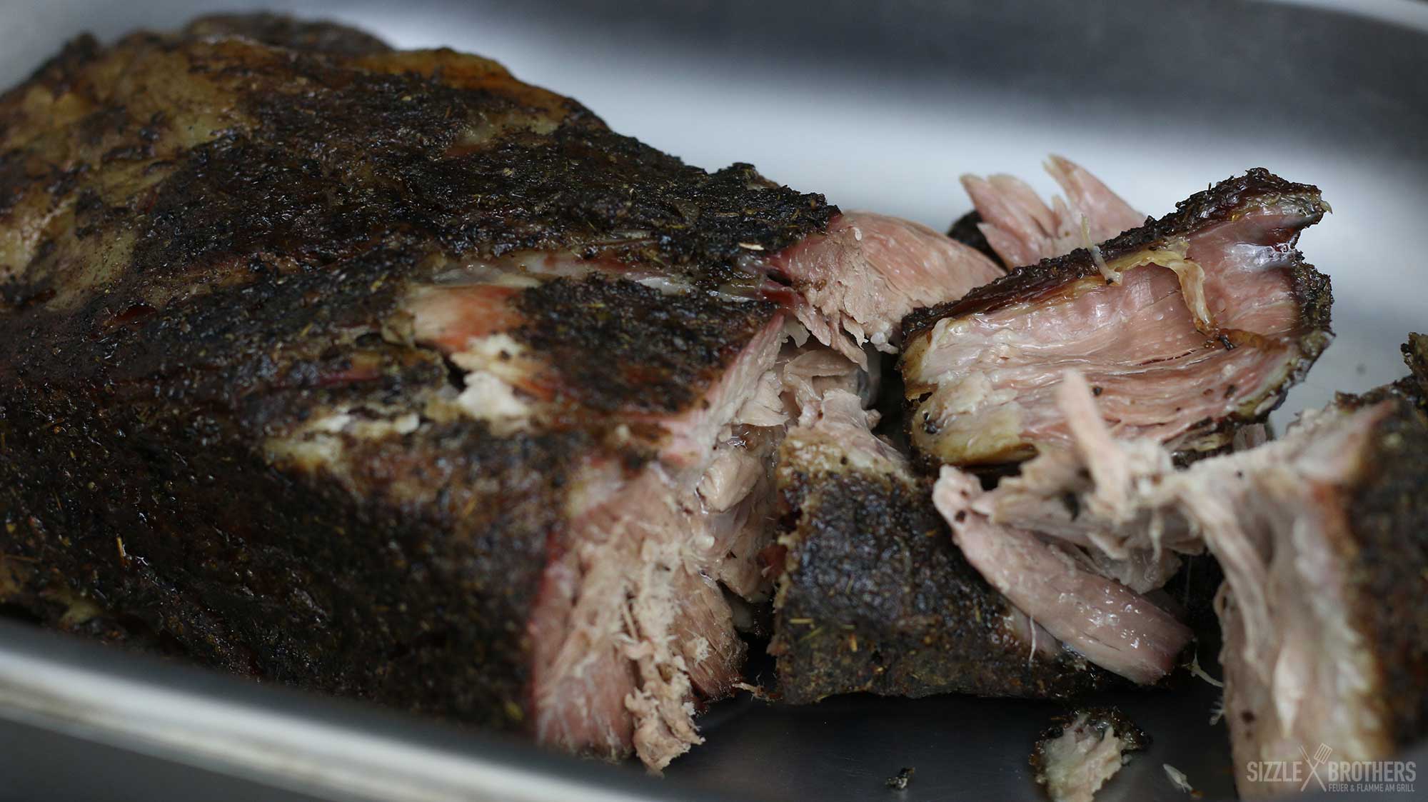 So lecker kann ein Pulled Pork Sous Vide nach unserem Rezept aussehen.