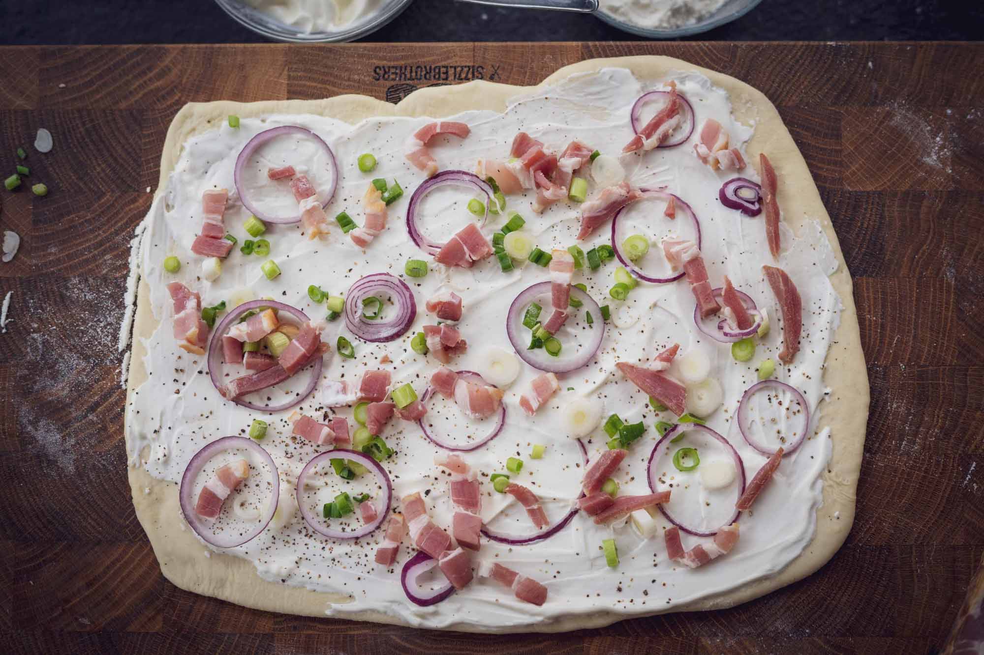 Ab auf den Pizzastein