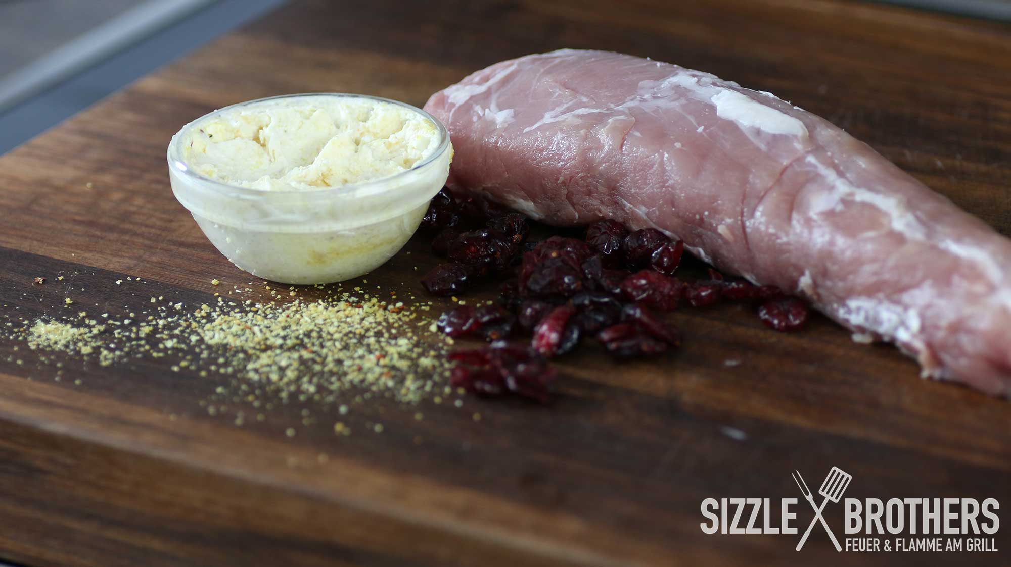 Die Zutaten für das gefüllte Schweinefilet