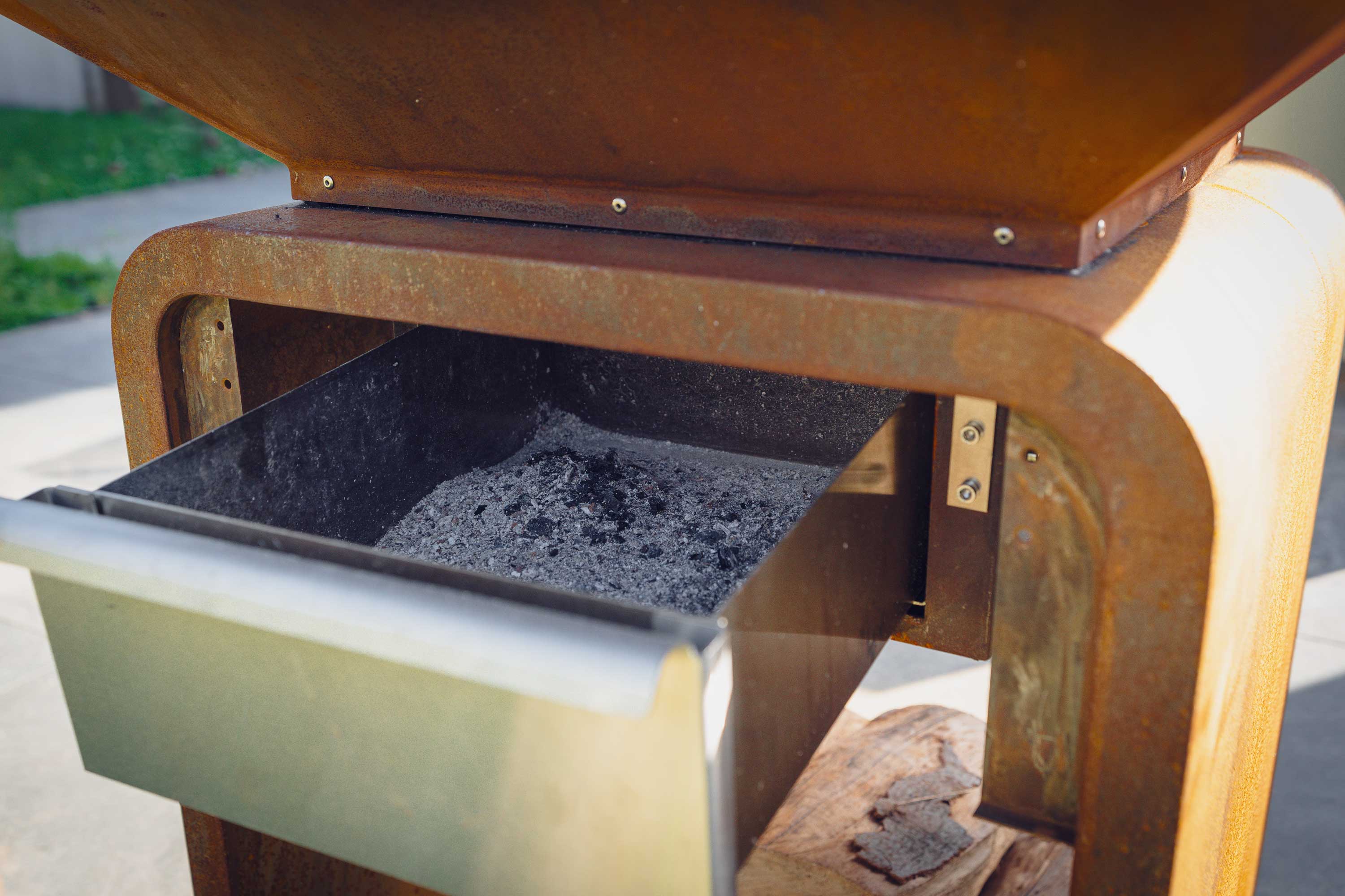 Aschebox vom Moesta One Fireplace