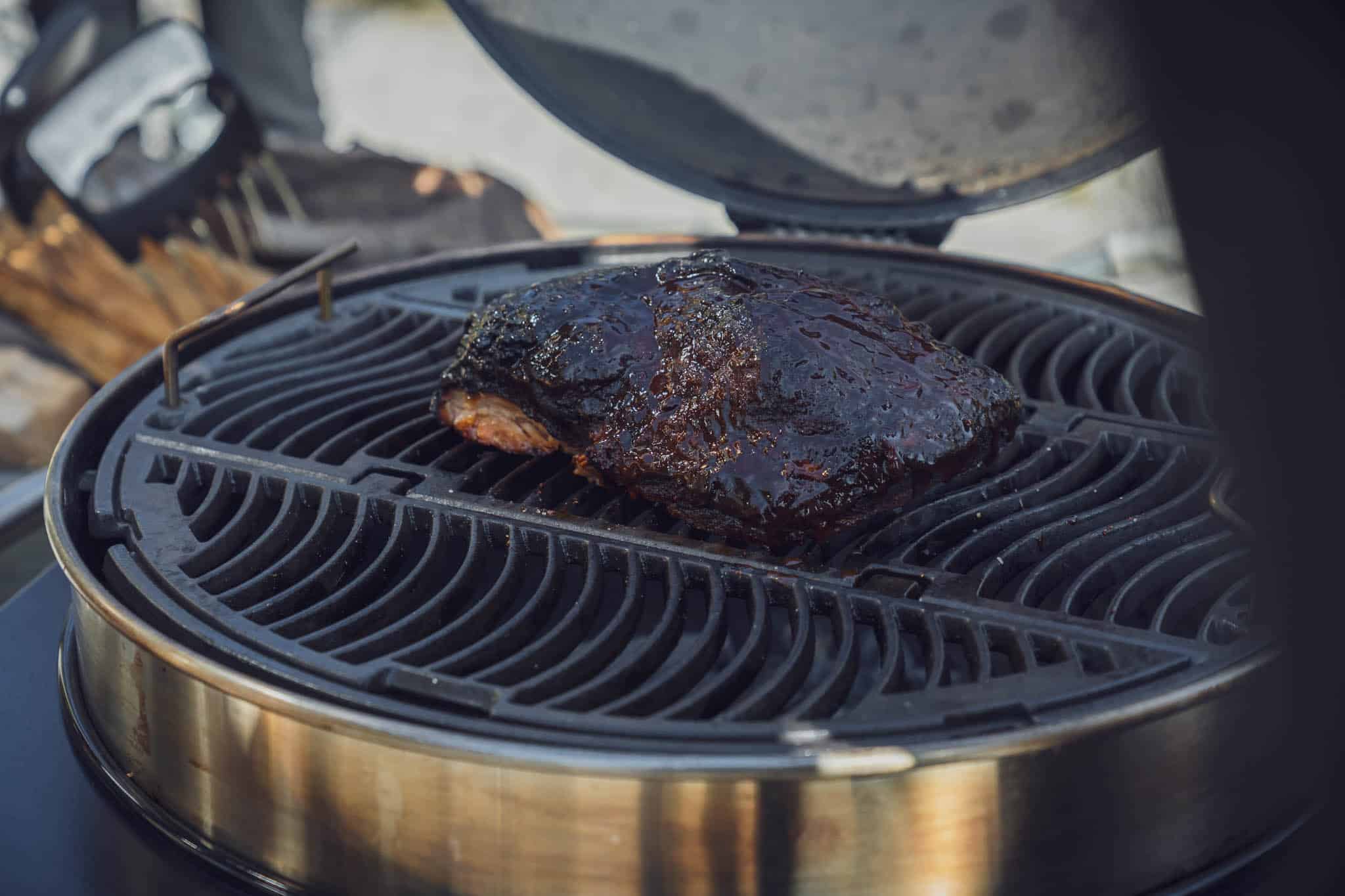 Pulled Pork auf dem Kugelgrill