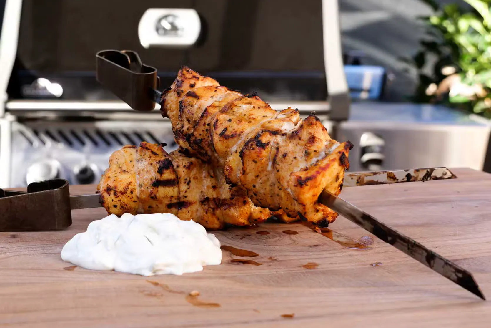Hähnchen Gyros am Spieß grillen