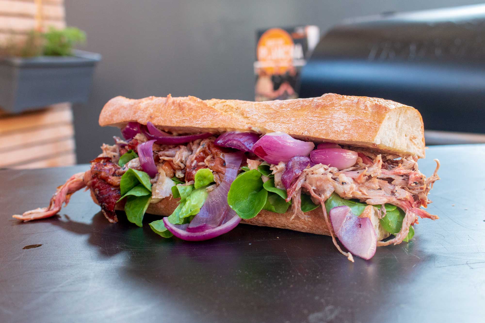 Pulled Lamb Baguette - Rezept für gezupftes Lammfleisch