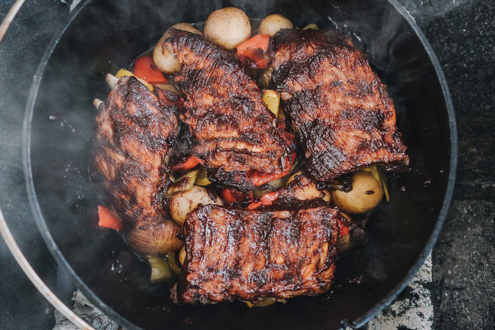 Spareribs aus dem Dutch Oven
