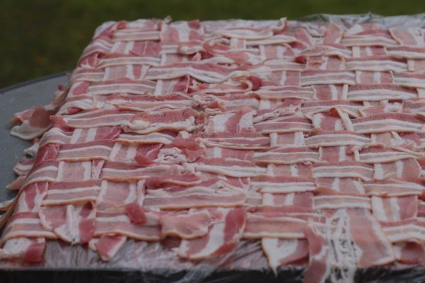 Bacon Bomb grillen - Baconnetz