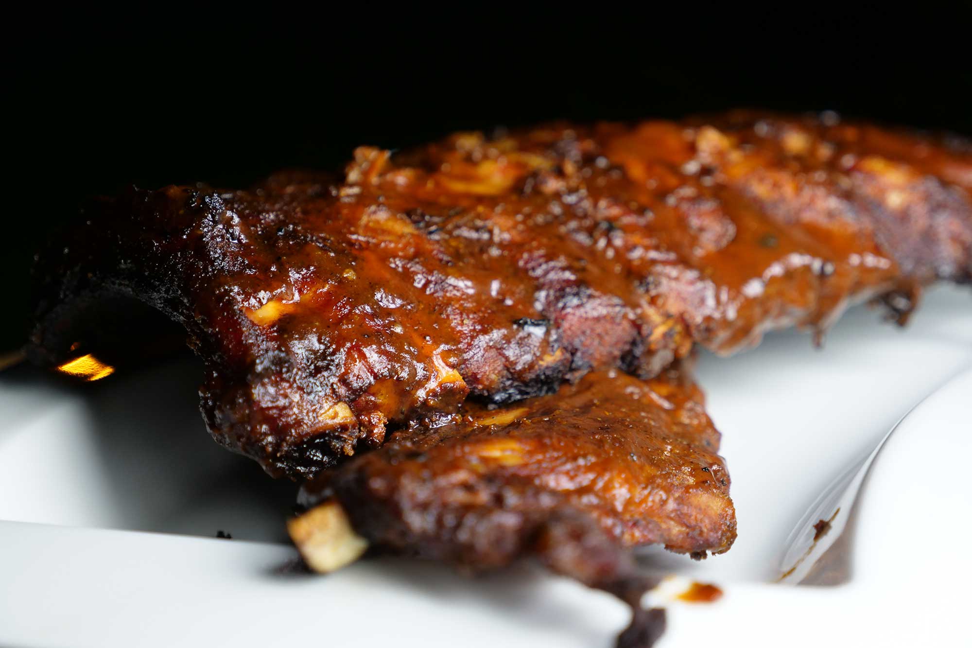 Rauchige Spareribs