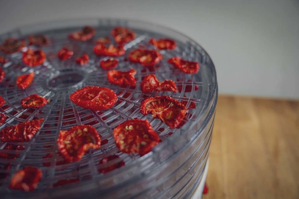 getrocknete Tomaten im Dörrautomaten